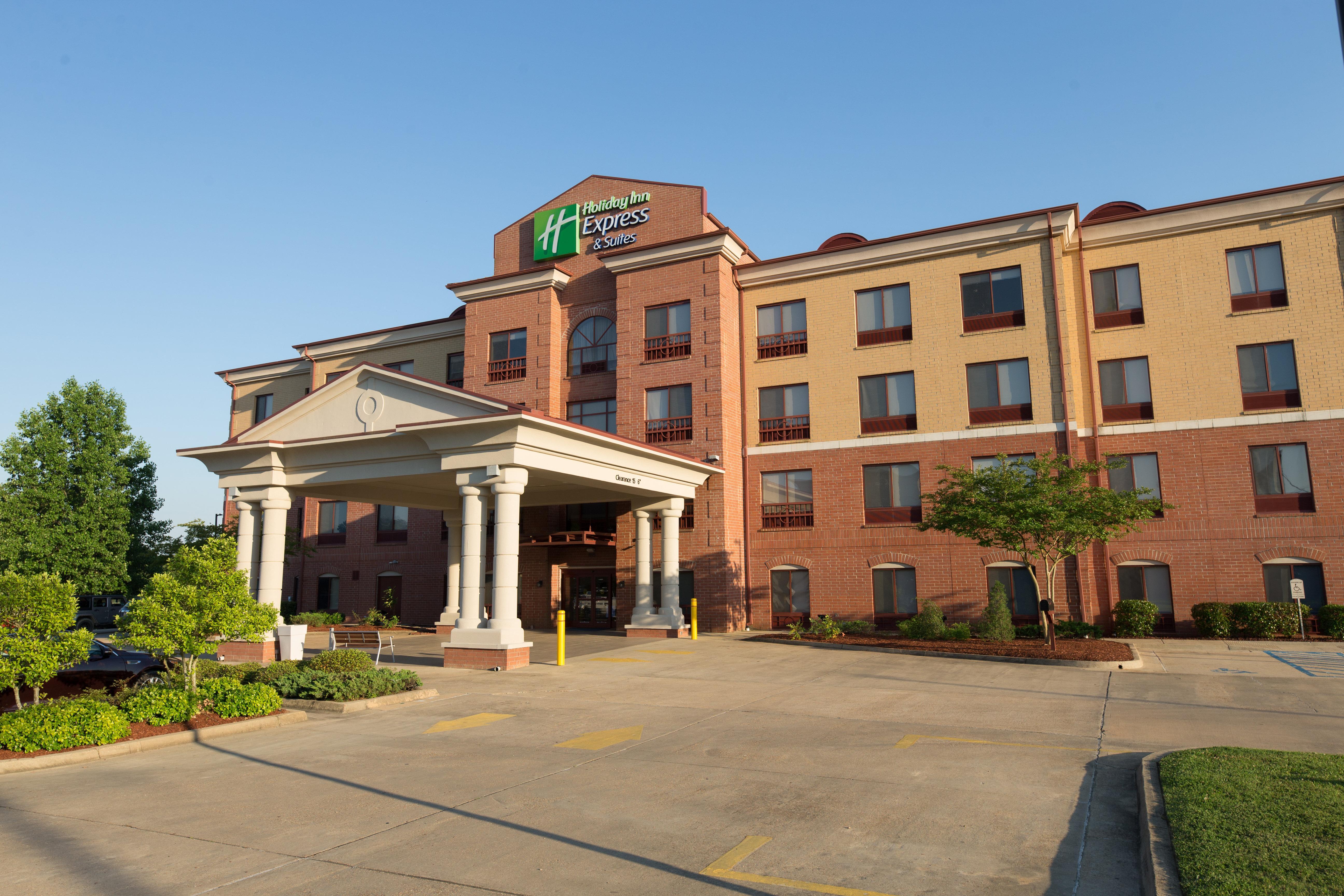 Holiday Inn Express Hotel & Suites Clinton By Ihg Exterior foto